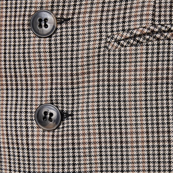 Checked Mini Skirt With Button, NWT - Picture 7 of 8